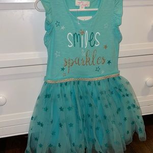 BNWT size 5 toddler dress